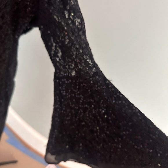 Ignite Evening Black Sequin Lace Bell-Sleeve Dress size 12 - Picture 6 of 9